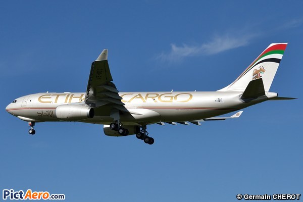 Airbus A330-243F (Etihad Crystal Cargo)