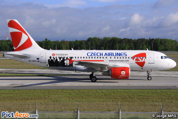 Airbus A319-112 (CSA Czech Airlines)