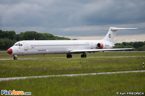 McDonnell Douglas MD-83 (DC-9-83) (Danish Air Transport (DAT))