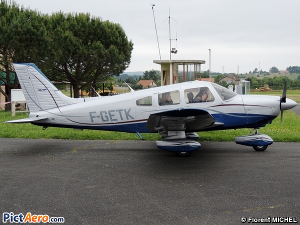 PA-28-181 Archer (Aéroclub de Graulhet)