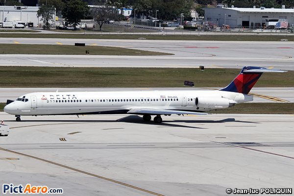 McDonnell Douglas MD-88 (DC-9-88) (Delta Air Lines)