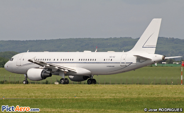 Airbus A320-214/CJ (Alpha Star)