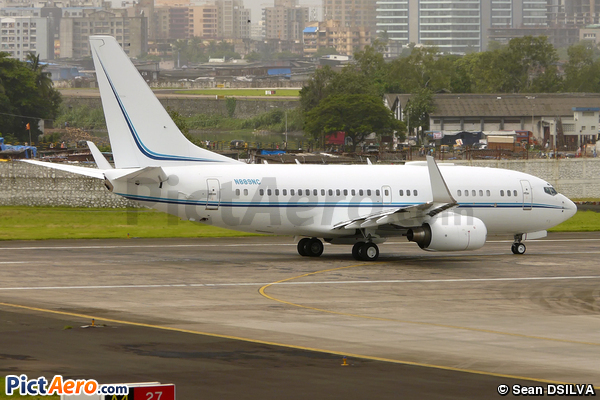 Boeing 737-7AV/BBJ (News Corporation America	)