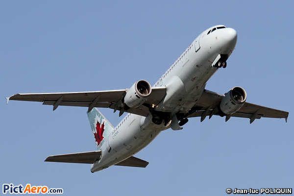Airbus A320-211 (Air Canada)