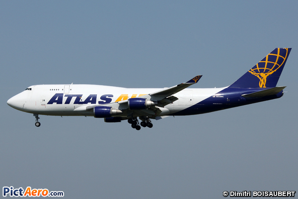 Boeing 747-446/BCF (Atlas Air)