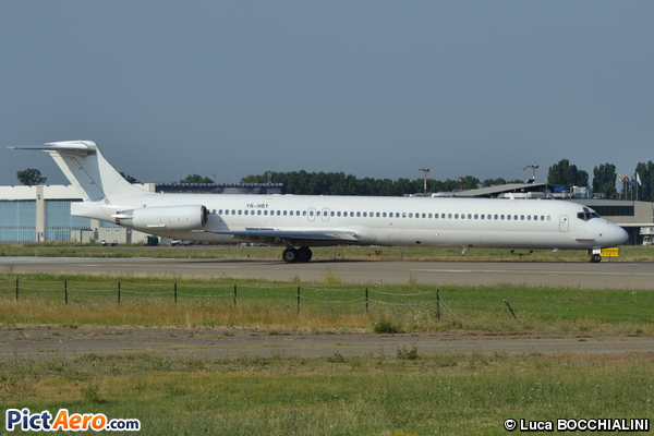 McDonnell Douglas MD-83 (DC-9-83) (Medallion Air)
