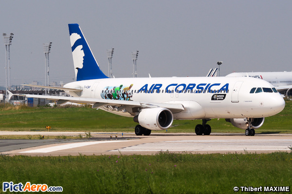 Airbus A320-214 (Air Corsica)