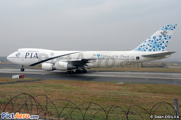 Boeing 747-240BM (Pakistan International Airlines (PIA))