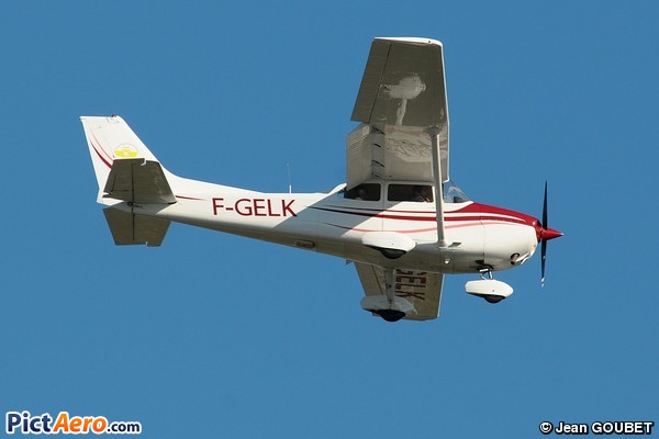Cessna 172N Skyhawk (CAPAM (Cercle Aéronautique des Personnels de l'Aéroport de Mérignac))