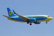 Boeing 737-548/WL (UR-GBF)