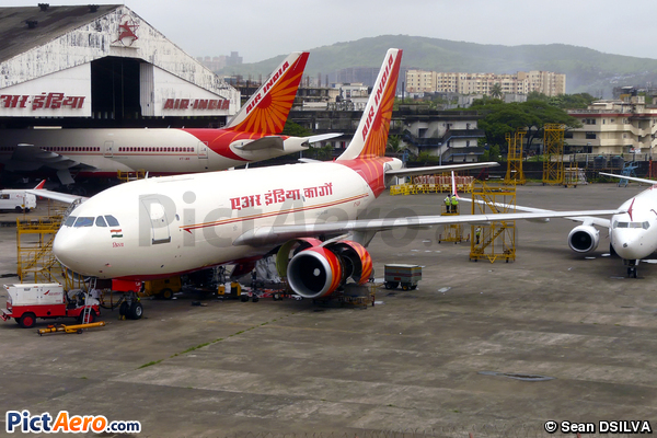 Airbus A310-304(F) (Air India Cargo)