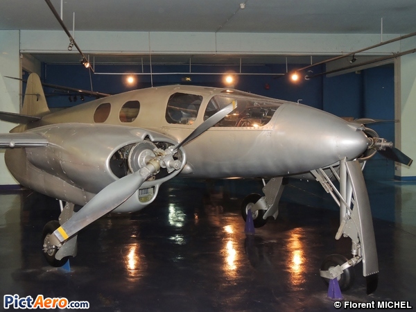 Hirch MRA C-100 (Musée de l'Air et de l'Espace du Bourget)