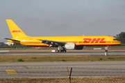 Boeing 757-236/SF