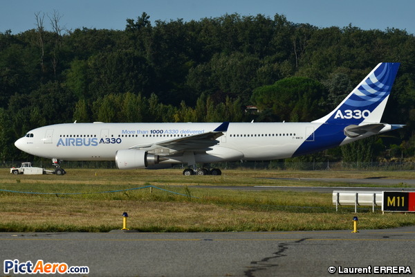 Airbus A330-203 (Airbus Industrie)