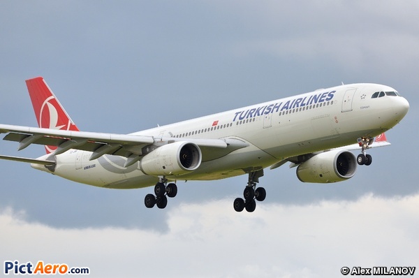 Airbus A330-343E (Turkish Airlines)