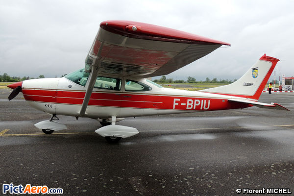Cessna 182L Skylane (Aéroclub Clément Ader - Muret-L'Herm)