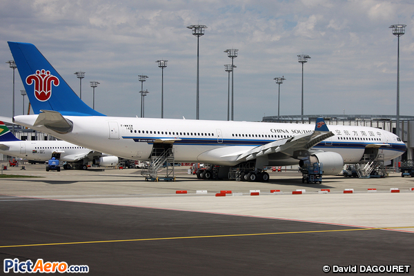 Airbus A330-343 (China Southern Airlines)