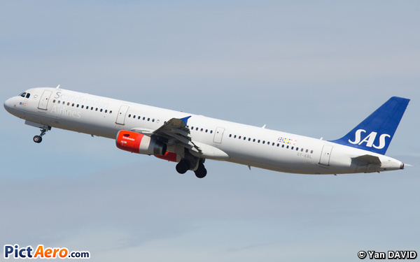 Airbus A321-231 (Scandinavian Airlines (SAS))