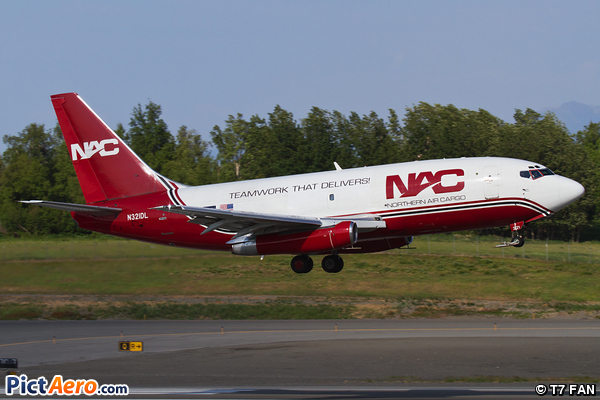 Boeing 737-232/Adv (Northern Air Cargo (NAC))