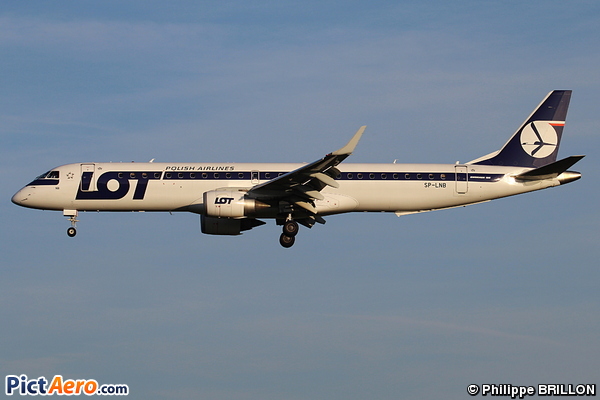 Embraer ERJ-195LR (ERJ-190-200LR) (LOT Polish Airlines)