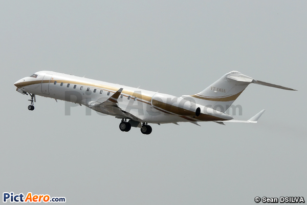 Bombardier BD-700-1A10 Global Express (Reliance Transport & Travel)