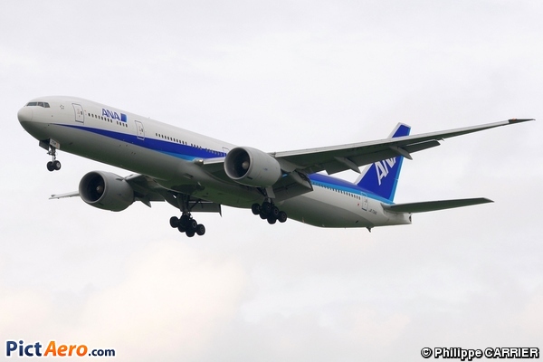 Boeing 777-381/ER (All Nippon Airways)