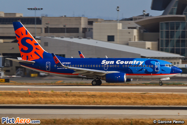 Boeing 737-73V/WL (Sun Country Airlines)