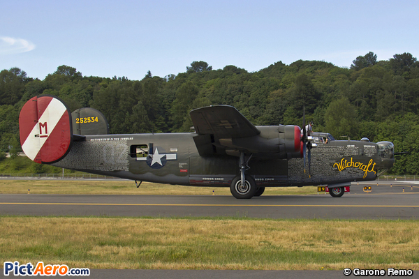 Consolidated B-24J Liberator (Collings Foundation)