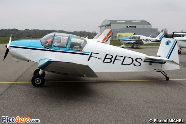 Jodel D-112 Club (Aeroclub du Sarladais)