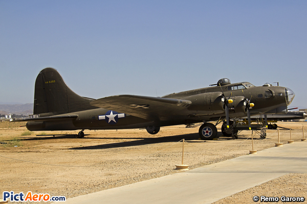 Boeing B-17G Flying Fortress (United States - US Air Force (USAF))
