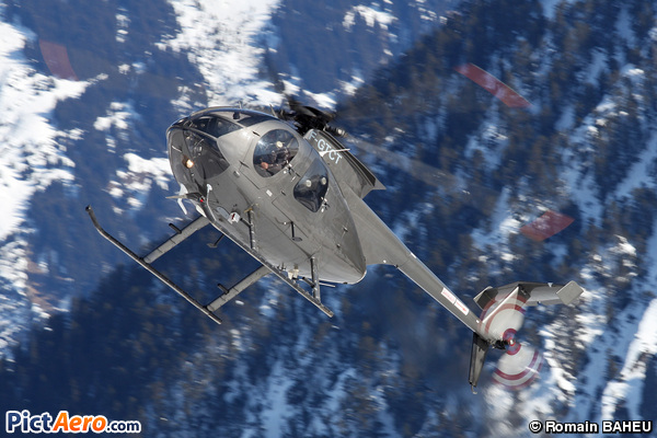 MD Helicopters 369E (Private / Privé)