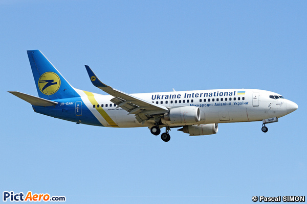 Boeing 737-32Q (Ukraine International Airlines)