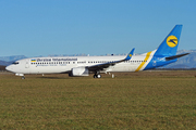 Boeing 737-94X/ER (UR-PSL)