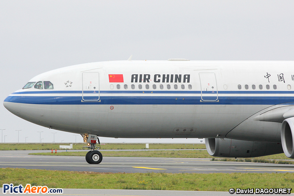 Airbus A330-243 (Air China)