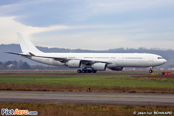 Airbus A340-541 (Singapore Airlines)