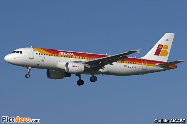 Airbus A320-216/WL (Iberia)