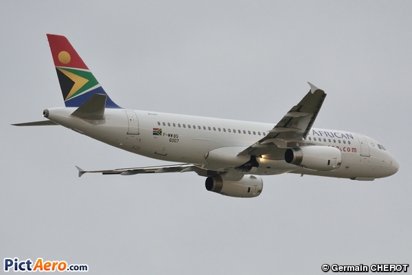 Airbus A320-214 (South African Airways)