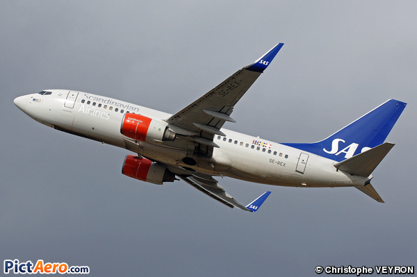 Boeing 737-76N  (Scandinavian Airlines (SAS))