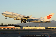Boeing 747-4J6/BCF (B-2456)