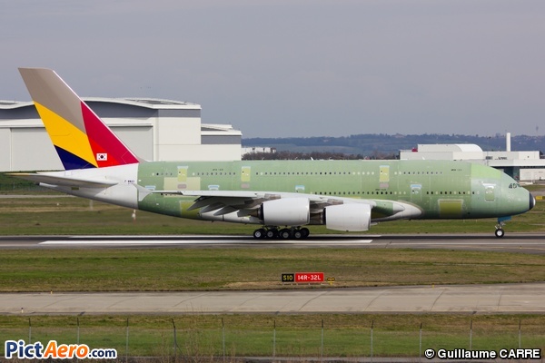 Airbus A380-861 (Asiana Airlines)