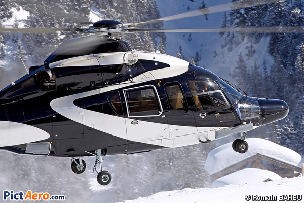 Eurocopter EC-155 B1 (Monacair)
