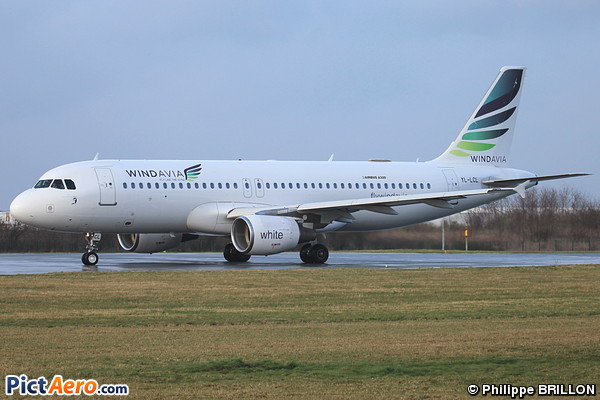 Airbus A320-214 (Windavia)