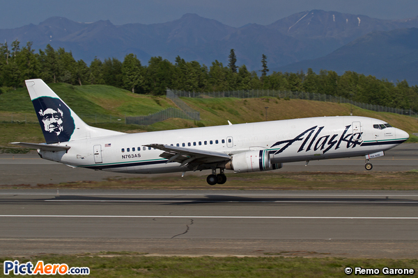 Boeing 737-4Q8C (Alaska Airlines)