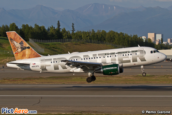 Airbus A319-112 (Frontier Airlines)