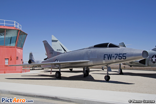 North American YF-100A Super Sabre (United States - US Air Force (USAF))