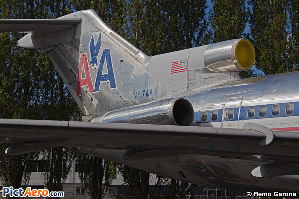 Boeing 727-223(adv) (American Airlines)