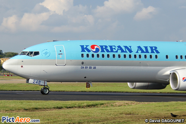 Boeing 737-9B5/ER (Korean Air)