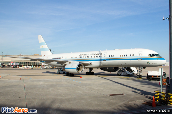 Boeing 757-23A (Argentina - Air Force)