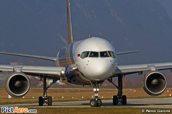 Boeing 757-28A (iFly)