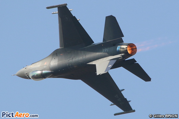 General Dynamics F-16AM Fighting Falcon (Chile - Air Force)